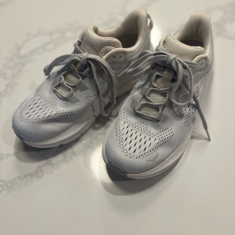 Hoka One One Kawana Gray White Mesh Running Sneakers